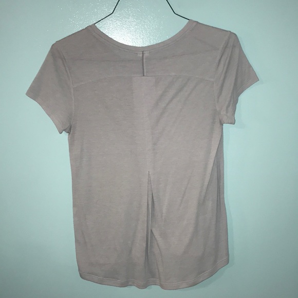 Youth XL Under Armour Shirt - Picture 2 of 2